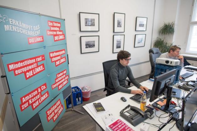 Wahlquartier der Linken zur Europawahl. Von hier sendet die Partei ihre Botschaft in die Welt. Foto: dpa Wahlquartier der Linken zur Europawahl. Von hier sendet die Partei ihre Botschaft in die Welt. Foto: dpa