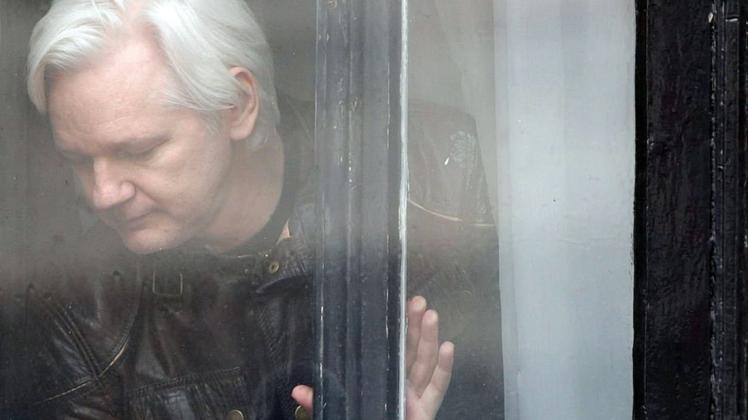 Julian Assange ist nicht mehr in der Botschaft eingesperrt, nun aber in den Händen der britischen Justiz. Was aus ihm wird - unklar. 