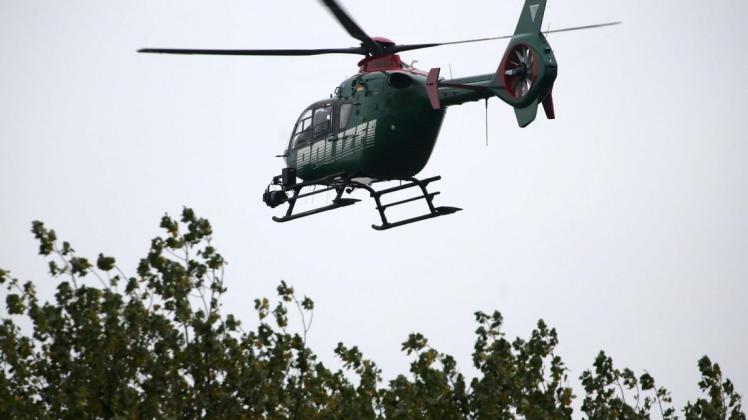 Ein 15-Jähriger ist in der Nacht mit einem Hubschrauber in Delmenhorst gesucht worden. Symbolfoto: dpa