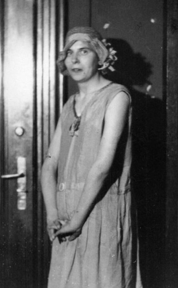 Dieses Foto des Transvestiten Herbert „Hertha" Haase überlässt Magnus Hirschfeld der Berliner Morgenpost. Gedruckt wird es am 28. März 1930. Foto: picture-alliance/ullstein-bild