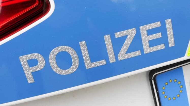 Zwei falsche Polizisten waren am Montag in Huchting unterwegs.  Foto: Jörn Martens