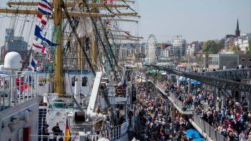 Zum Hafengeburtstag erwartet die Hansestadt Hamburg wieder tausende Besucher. 