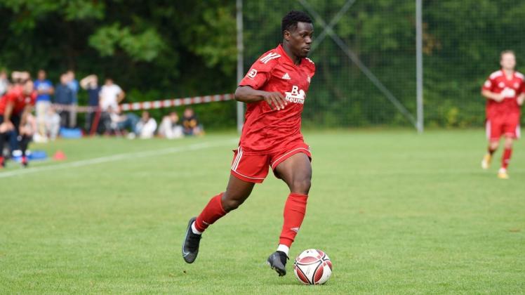 Mamadou Diaby trifft am Sonnabend um 14 Uhr mit dem Rostocker FC in der Oberliga auf Eintracht Mahlsdorf und will mit seinem Team den neunten Sieg in Folge einfahren.