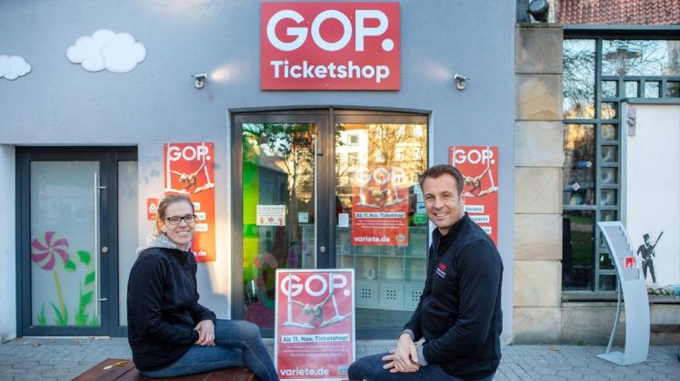 Der Ticketshop vom GOP-Variete zieht bis zum 9. Januar in den Eisladen Schlecks in Osnabrück, der in der Winterpause ist.