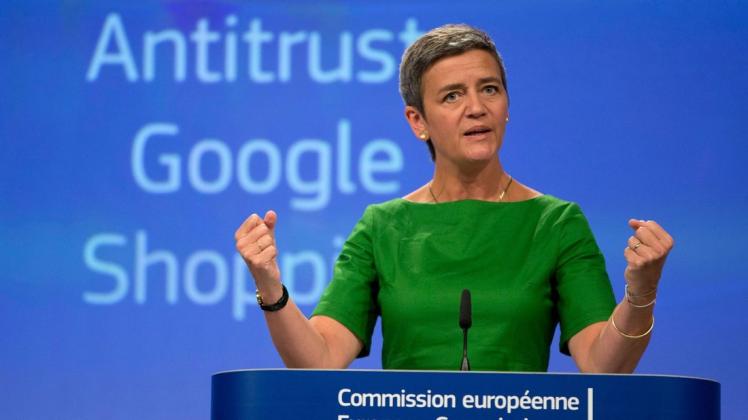 Die EU-Kommissarin für Wettbewerb, Margrethe Vestager im Sommer 2017 in Brüssel: Die damals ausgesprochene Wettbewerbsstrafe von 2,42 Milliarden Euro bleibt bestehen.