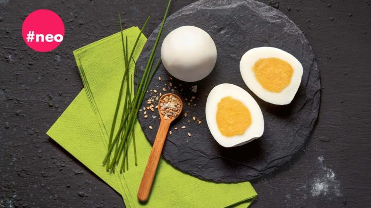 Ei-Ersatz in Pulverform gibt es schon länger, auf hartgekochte Eier mussten Veganer bislang verzichten.