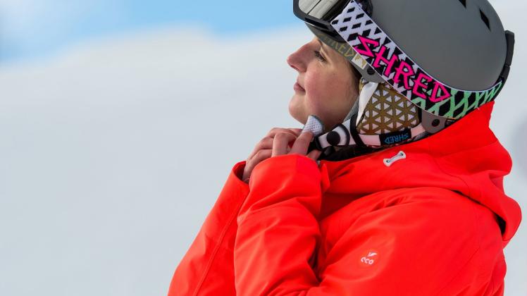 Schneespaß mit Schutz: Auf was beim Skihelmkauf achten?