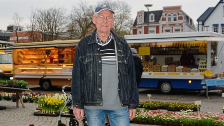 Geher seit 49 Jahren: Bei dem Delmenhorster Heiko Lersch, der für den SV Brake startet, stehen viele Erfolge zu Buche. Auf dem Wochenmarkt gehört er zu den Stammbesuchern. 