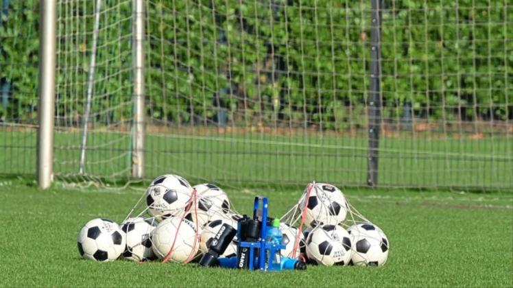 In zwei Pokal-Wettbewerben des Fußballkreises Oldenburg-Land/Delmenhorst werden an diesem Dienstag und Mittwoch die Halbfinals ausgetragen. 