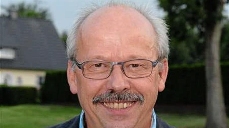 Erklärt die Veränderungen der Regeln: Harald Theile, Schiedsrichter-Obmann im Fußballkreis Oldenburg-Land/Delmenhorst. 