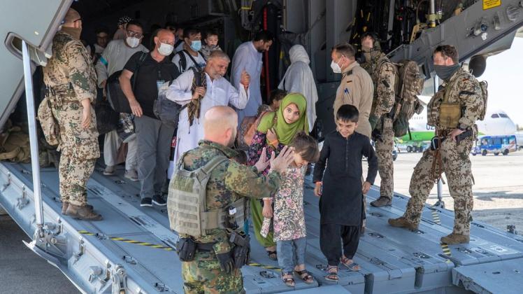Nach der Machtübernahme der Taliban in Afghanistan hatte die Bundeswehr eine Luftbrücke zur Evakuierung von Deutschen und Afghanen eingerichtet.