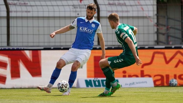 Für den SV Meppen bestritt Dejan Bozic (links) in einer Saison 28 Pflichtspiele, 25 in der 3. Liga und drei im Niedersachsenpokal. In beiden Wettbewerben schoss er jeweils zwei Tore: Foto: Picturepower