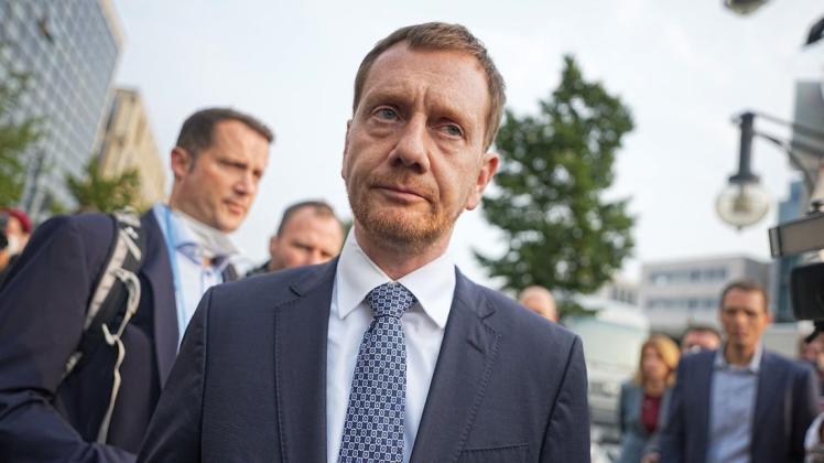 Alles wieder zu? Der sächsische Ministerpräsident Michael Kretschmer (CDU) zieht einen weiteren Lockdown in seinem Bundesland in Betracht.