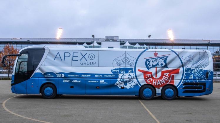 Der neue Team-Bus des FC Hansa