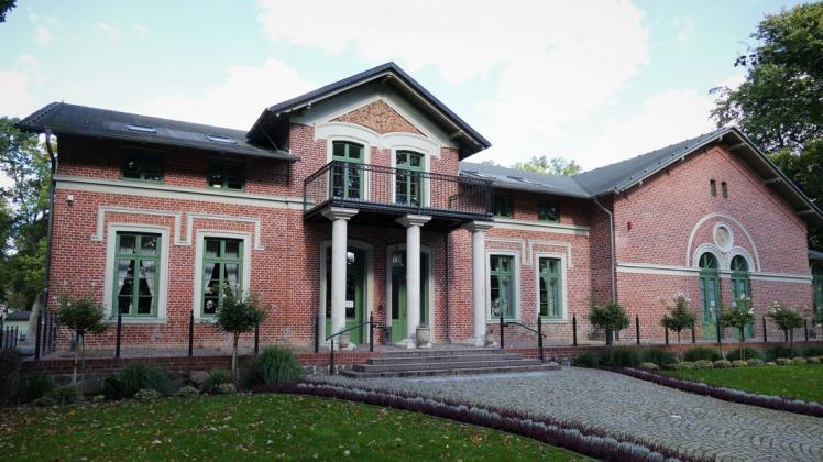 Tagungsort der Grabower Stadtvertreter: das Schützenhaus in der Goethestraße. Tagungsort der Grabower Stadtvertreter: das Schützenhaus in der Goethestraße.