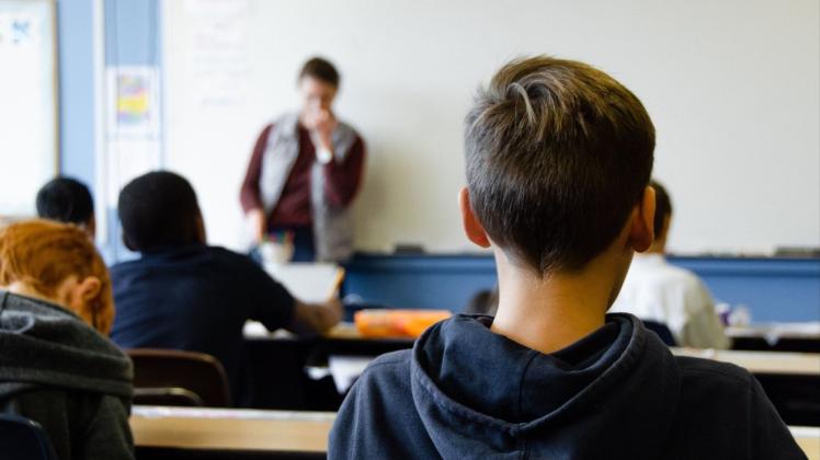 Mit dem Landpraktikum MV will die Universität Rostock Studierenden aller Lehramtsstudiengänge einen Zugang zu Schulen auf dem Land bieten.