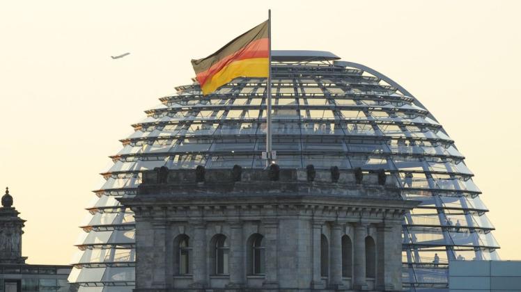 Die Bundestagskuppel am Deutschen Reichstag. (Archivbild)