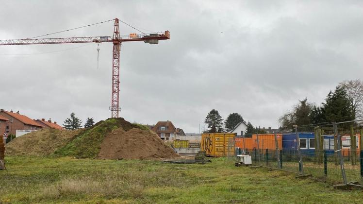 Breslauer Höfe Bramsche Die "Breslauer Höfe" entstehen. Ein Teil der Wohnungen dort wird später für vergleichsweise günstige sieben Euro pro Quadratmeter zu mieten sein.