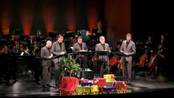 Das Osnabrücker Symphonieorchester hatte für das diesjährige Weihnachtskonzert die Münchner "Singphoniker" ins Theater am Domhof eingeladen.