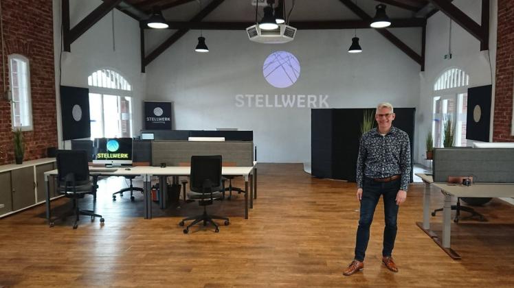 Im alten Güterbahnhof Bahnhof in Meppen hat Jens Menke einen Coworking-Space eingerichtet. Im alten Güterbahnhof Bahnhof in Meppen hat Jens Menke einen Coworking-Space eingerichtet.