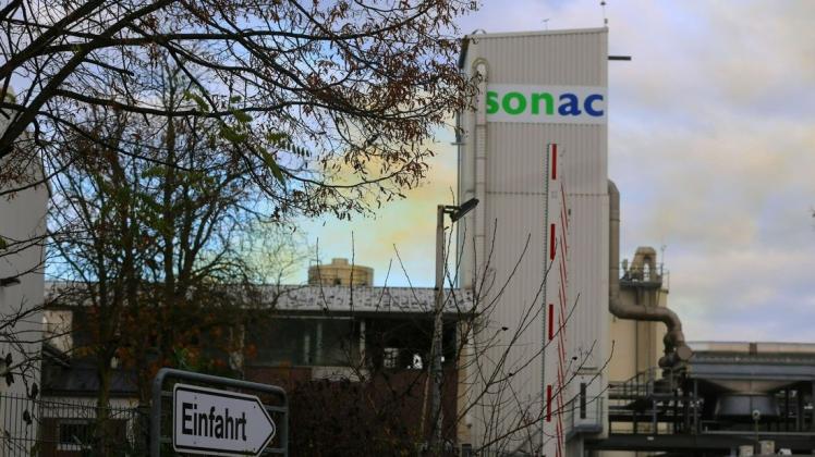 Beim fleischverarbeitenden Betrieb Sonac in Lingen explodierte am 29. November ein sogenannter Absorber. Das Unglück war jetzt Thema im Umweltausschuss der Stadt, die genaue Ursache steht aber noch nicht fest.