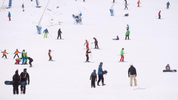 Allein in der Schweiz verletzen sich rund 60.000 Menschen beim Wintersport.
