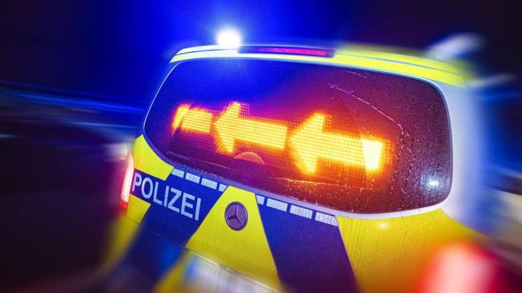 Bei einem Unfall auf der A1 bei Harpstedt ist am Dienstagabend Sachschaden in sechsstelliger Höhe entstanden.