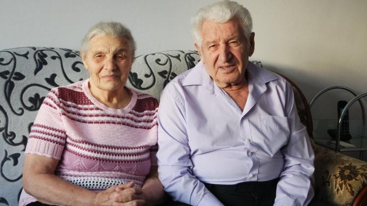 65 Jahre Ehe: Maria und Alexander Wollmann in ihrer Rendsburger Wohnung.