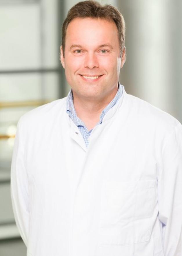 Dr. Frank Möllmann, Leiter des Wirbelsäulenzentrums der Neurochirurgie der Niels-Stensen-Kliniken in Osnabrück. 
