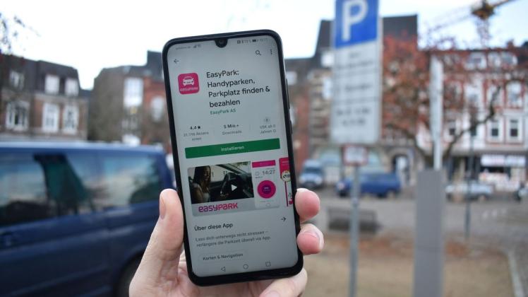 In Husum können Autofahrer per App parken