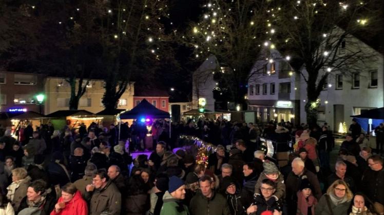Kein Weihnachtsmarkt 2021 in Wellingholzhausen. Weihnachtliche Stimmung im Dorf soll es dennoch geben. (Archivfoto)