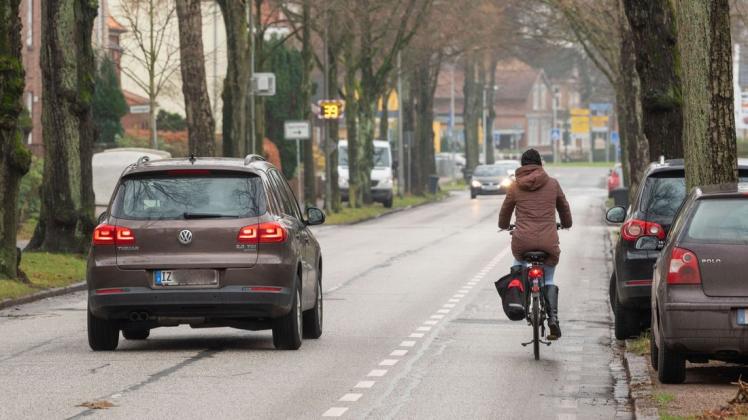 Schutzstreifen am Lehmwohld: Mehr davon, sagt der Masterplan Radverkehr.