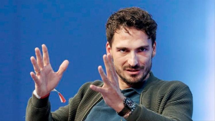 5c2236177c024038542e9375b28a3c45.jpeg Mats Hummels beantwortet auf dem Kongress SpoBis Fragen des Fachpublikums.
