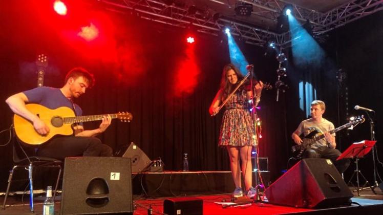 Die irische Band Dréimire hat bei ihrem Auftritt in Meppen das Publikum begeistert. 