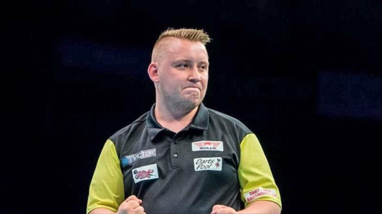 Hat den Weltranglistenersten Michael van Gerwen besiegt: Martin Schindler. 