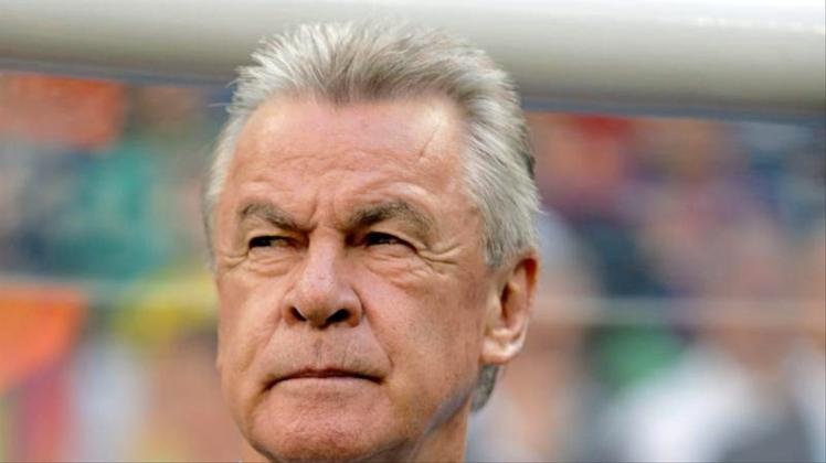 Ex-Trainer Ottmar Hitzfeld gratuliert dem BVB zur Rückholaktion von Mats Hummels. 