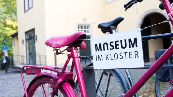 Die Umgestaltung des Kreismuseums in Bersenbrück zum Museum im Kloster sei gelungen, sagt Landrat Michael Lübbersmann. Foto: Swaantje Hehmann