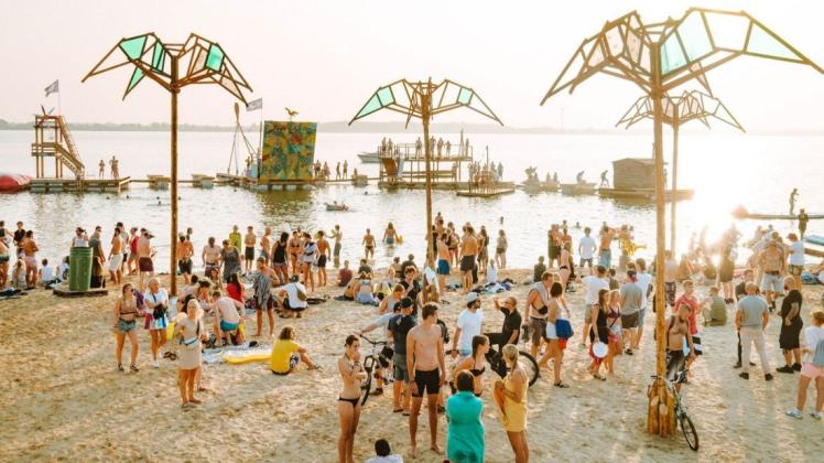 Der Online-Modehändler About you klinkt sich beim Pangea-Festival in Pütnitz ein. Es wird vermutlich doppelt so groß. Der Online-Modehändler About you klinkt sich beim Pangea-Festival in Pütnitz ein. Es wird vermutlich doppelt so groß.