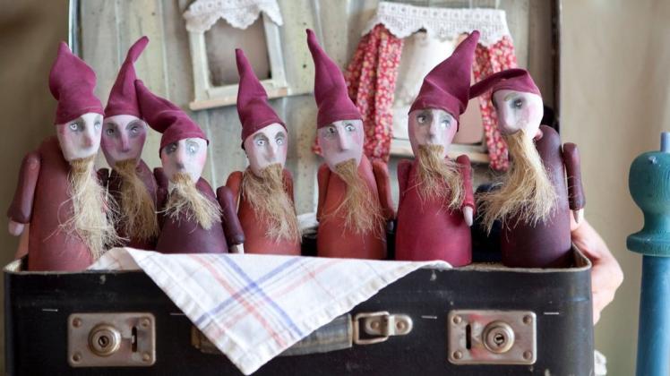 Das Bremer Figurentheater spielt in Hasbergen Schneewittchen und Aschenputtel. Foto: Iris Wolf Das Bremer Figurentheater spielt in Hasbergen Schneewittchen und Aschenputtel. Foto: Iris Wolf