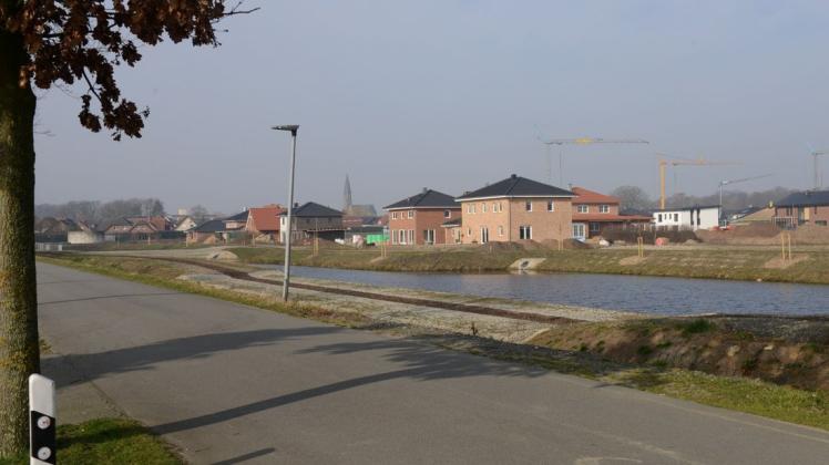 Große Nachfrage herrscht nach Grundstücken im Baugebiet am Fürstenauer Damm in Neuenkirchen. Sieben Bauplätze sind zurzeit noch zu haben. Foto: Christian Geers