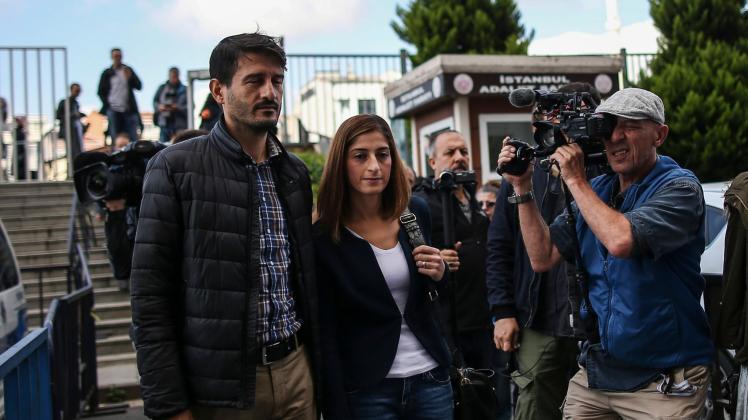 Mesale Tolu und Suat Corlu