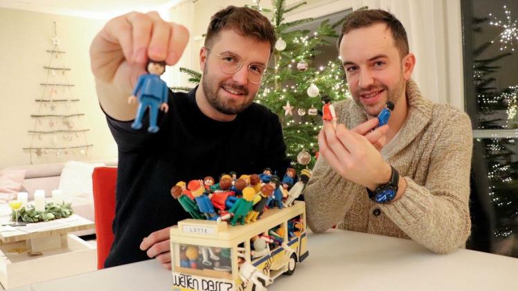 Um Weihnachten sind die Erinnerungen stets wieder präsent: Diese drei Männchen noch, dann haben Alexander Frontzek und Pascal Nikolay (rechts) beweisen, dass sie den Wette auch nach 23 Jahren gewinnen würden.