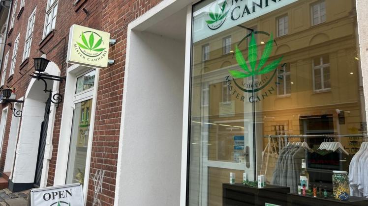 „Mister Cannabis“ in der Wismarschen Straße schließt die Pforten. Ab dem 10. Januar eröffnet der Laden unter neuem Namen in der Altstadt.