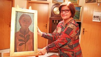 Dr. Gudrun Schumann verehrt die Malerin Paula Modersohn-Becker und ist stolz darauf, eine von Claus Willner gemalte Kopie des „Selbstbildnis mit Kamelien-Zweig“ erworben zu haben.