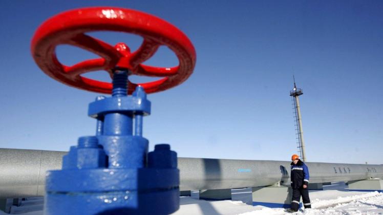 Gasleitung bei Sudscha: Der Ausbau erneuerbarer Energien und die Abkehr von fossilen Brennstoffen im Rahmen der europäischen Klimapolitik könnte die Abhängigkeit der EU von russischen Gaslieferungen verringern. Gasleitung bei Sudscha: Der Ausbau erneuerbarer Energien und die Abkehr von fossilen Brennstoffen im Rahmen der europäischen Klimapolitik könnte die Abhängigkeit der EU von russischen Gaslieferungen verringern.