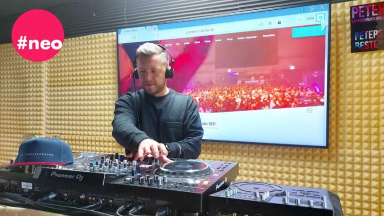 Hat mit 59 anderen Künstlern den Weltrekord für den längsten Raid-Stream auf Twitch geknackt: Der Wariner DJ Peter Brandenburg.