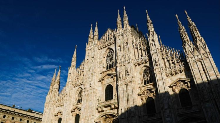 Die Duomo Kathedrale in Mailand: Auf dem Vorplatz ist es in der Silvesternacht zu sexuellen Übergriffen gekommen. (Symbolbild)