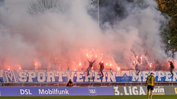 Bestraft wurde der SV Meppen für die Pyro-Aktion seiner Fans beim Spiel in Dortmund.