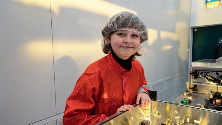 KINA - Laurent will Leben retten Laurent (12) hat ein Schnupperstudium in München absolviert und will nun gerne sein Physikstudium dort fortsetzen.