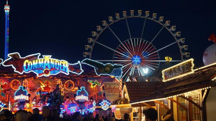 Der Freimarkt 2021 in Bremen findet vom 15. bis 31. Oktober statt. Der Freimarkt 2021 in Bremen findet vom 15. bis 31. Oktober statt.